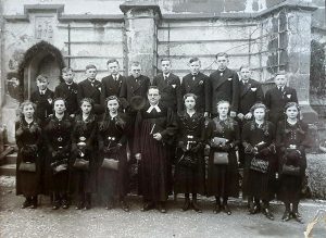 Konfirmation Großwalbur ca 1937